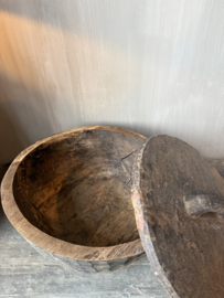 Unieke houten bak met deksel L nr.4