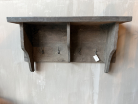 Aura Peeperkorn old farm kapstok