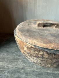 Unieke houten bak met deksel M nr.3