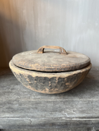 Unieke houten bak met deksel M nr.5