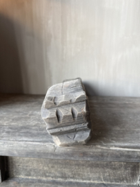 Aura Peeperkorn wooden horse nr.4