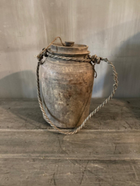 Nepalese houten kruik met deksel nr.105