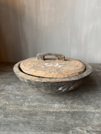 Unieke houten bak met deksel S nr.1