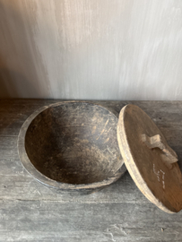 Unieke houten bak met deksel S nr.2