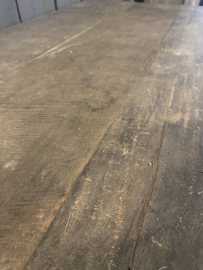 Old barn sidetable met deurtje en onderblad