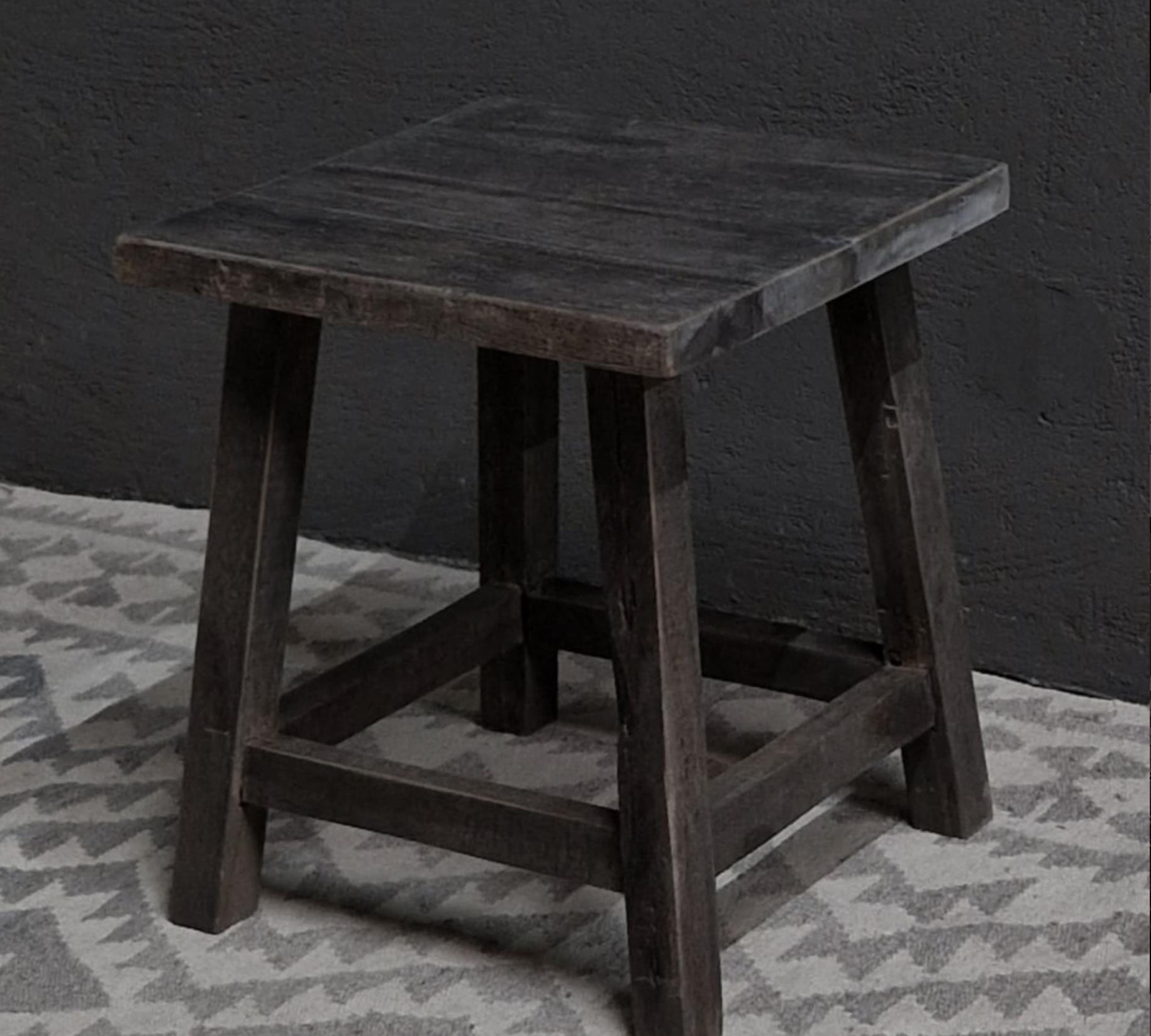 Luksa bijzettafel Byorick
