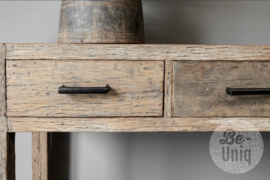 Capital sidetable nice