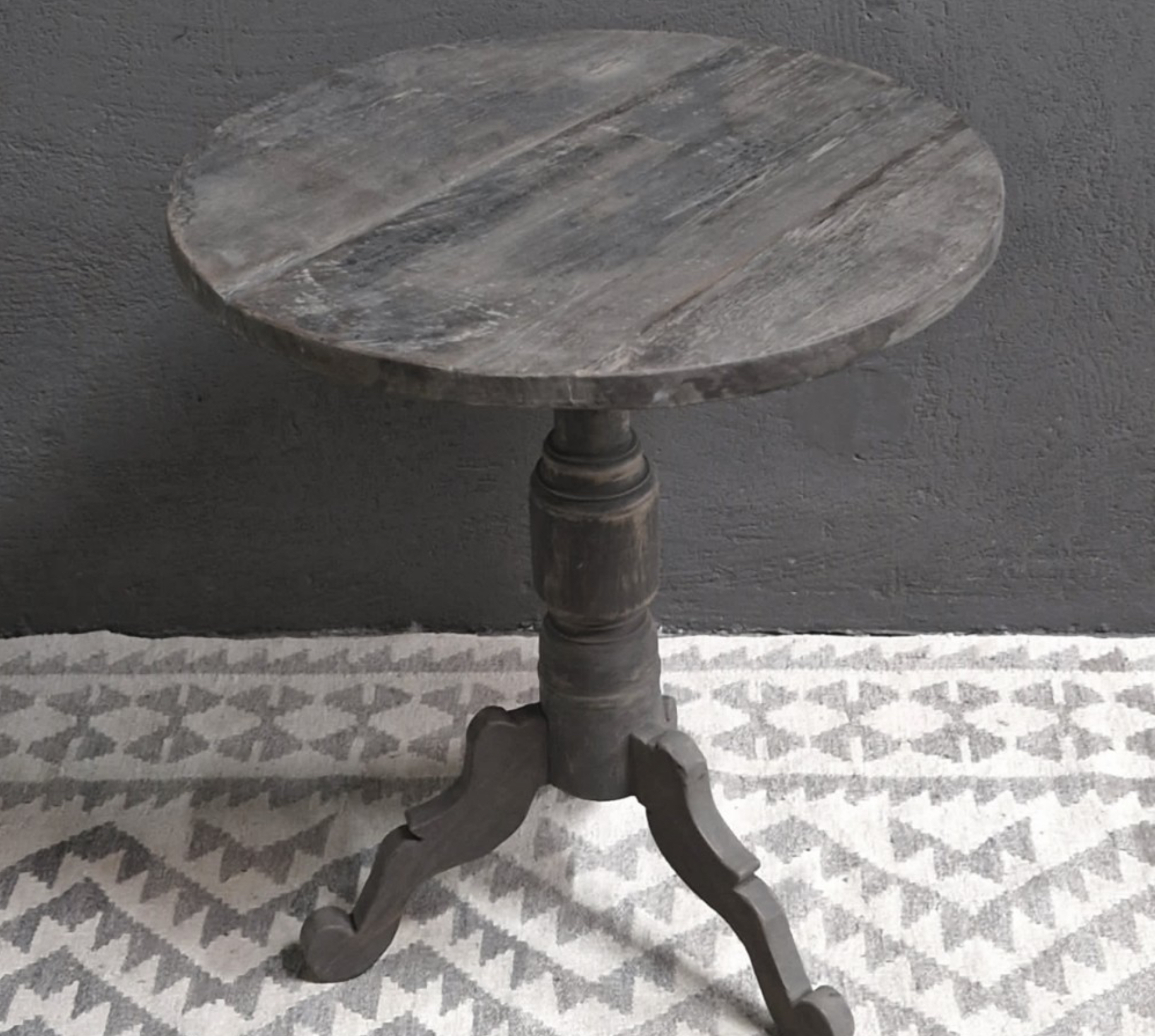 Luksa wijntafel Bas