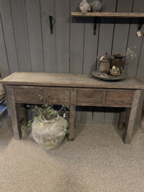 Old barn side table met lades