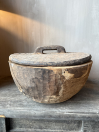 Unieke houten bak met deksel L nr.4