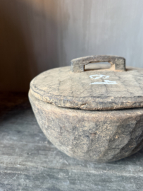 Unieke houten bak met deksel M nr.4