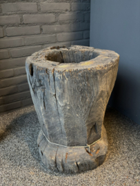 Oude houten vijzel nr.2