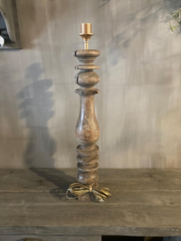 Aura Peeperkorn lamp trapbaluster nr.23