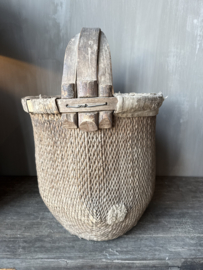 Aura Peeperkorn big bamboo basket