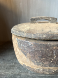 Unieke houten bak met deksel M nr.1