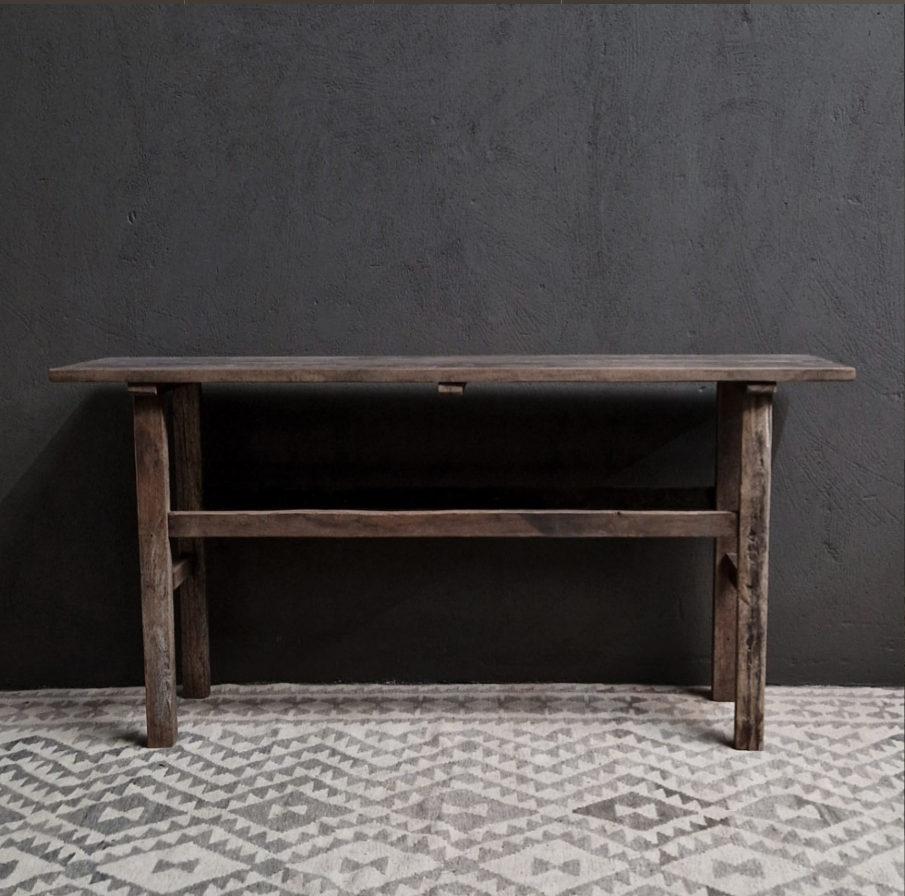 Luksa wandtafel Kyon