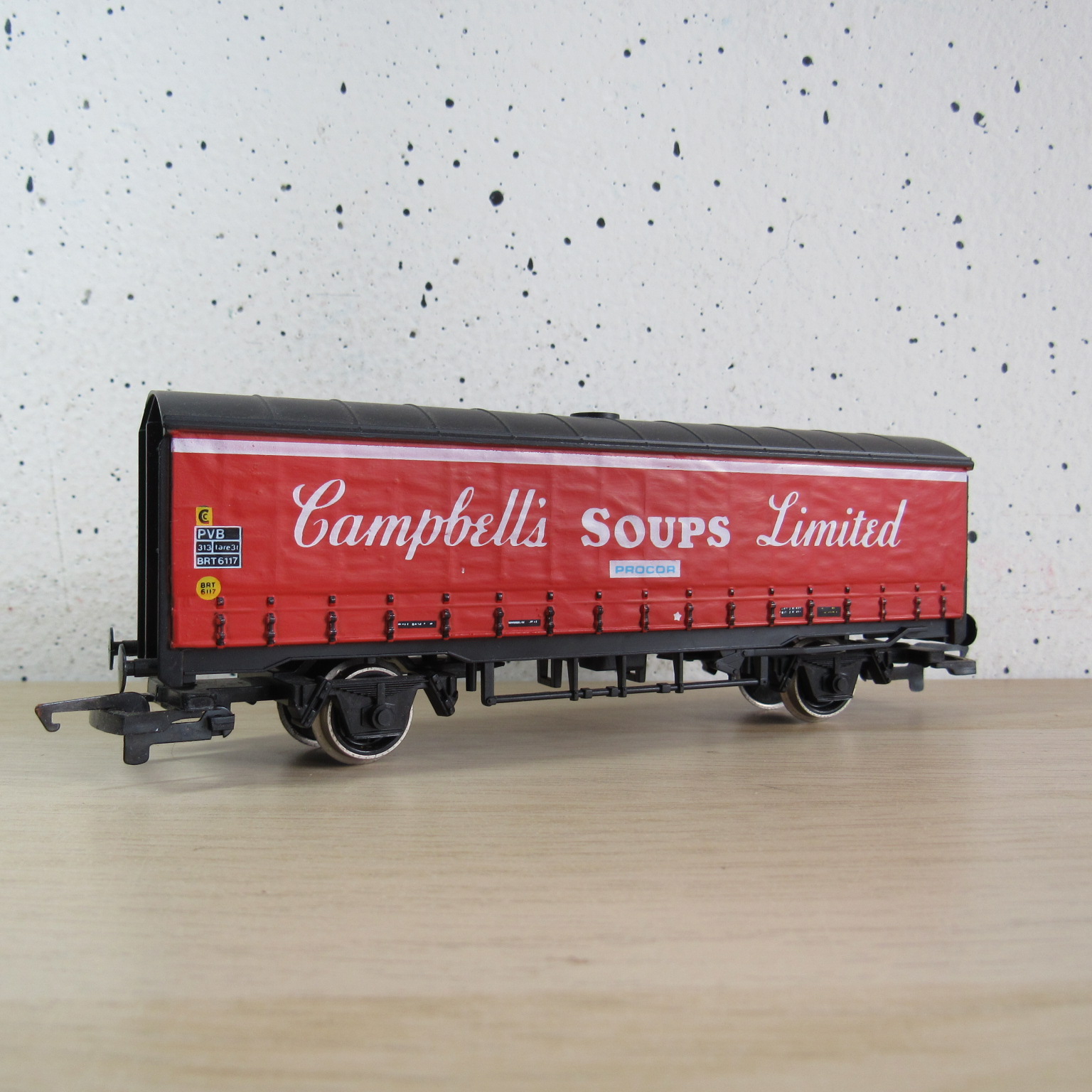 Hornby R141 Closed VAN in ovp