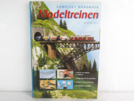 Boek compleet handboek Modeltreinen