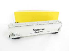 Accurail 2005 H0 USA 3 Bay CVD Hopper in ovp