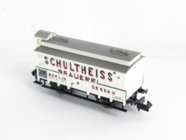 Minitrix 13601 N KPEV (bierwagen) met remmen, 2 assen, wit, 'SCHULTHEISS' BROUWERIJ in ovp