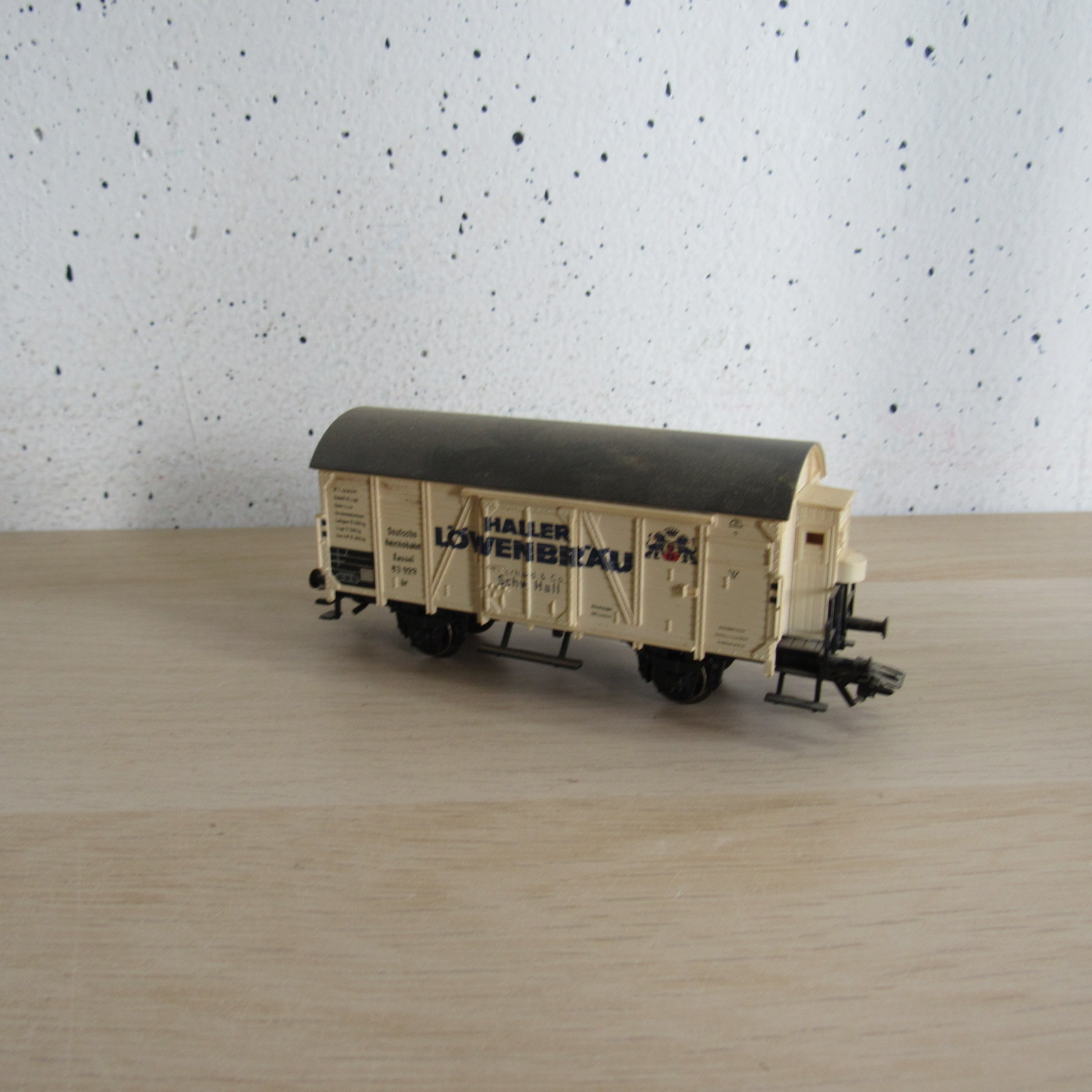 Marklin 4678 DR gesloten wagen in ovp