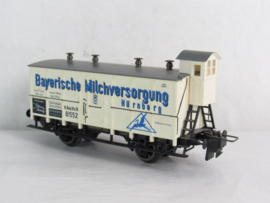 Trix Express 53 3405 00 K.Bay.Sts.B. 81552 Gesloten goederenwagen met remmershuis (Bayerische Milchversorgung) in ovp