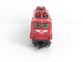 Arnold HN2271 N DB-AG BR142 electrische locomotief (analoog/digitaal voorbereid) in ovp