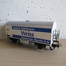 Marklin gesloten wagen ( Weis) in ovp