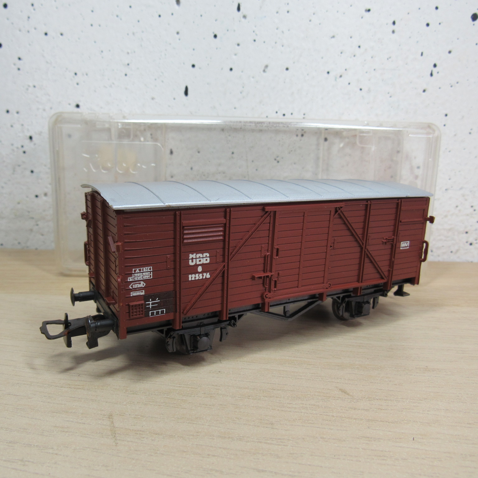 Roco OBB gesloten wagen in ovp