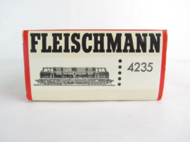 Fleischmann 4235 DB V221 diesellocomotief (analoog) in ovp