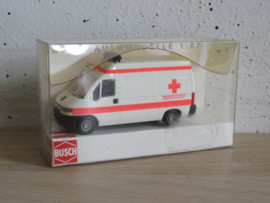 Busch 47378 Ambulance Nederlandse rode kruis in ovp