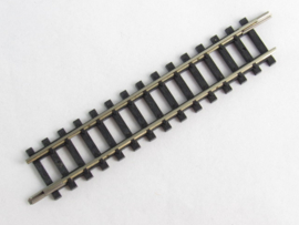 Minitrix 4905 N rechte rails