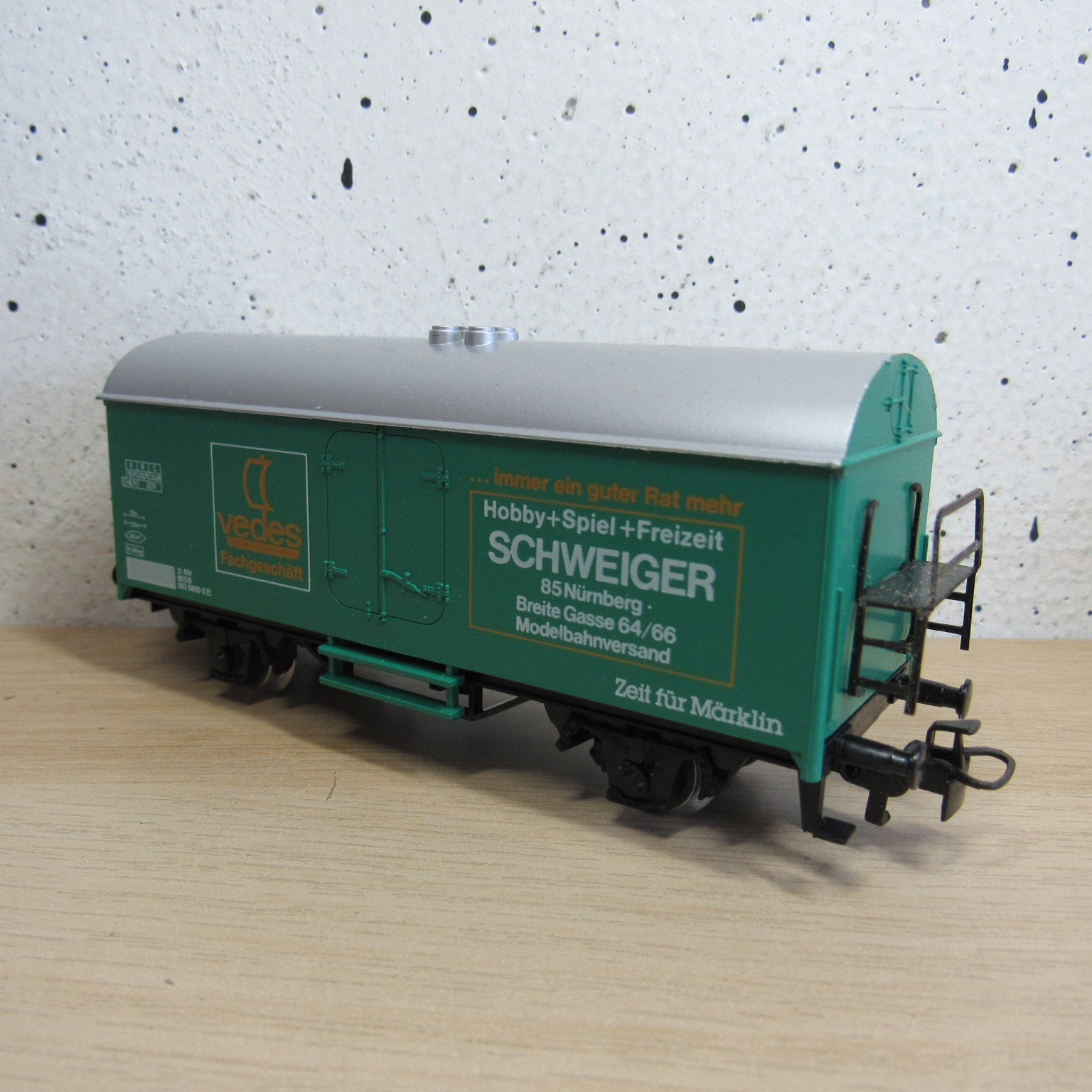 Marklin 4415 DB Gesloten goederenwagen (koel) (Vedes) in ovp