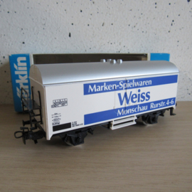Marklin gesloten wagen ( Weis) in ovp