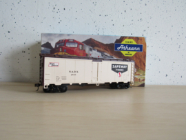 Athearn USA Boxcar Safeway foods in ovp