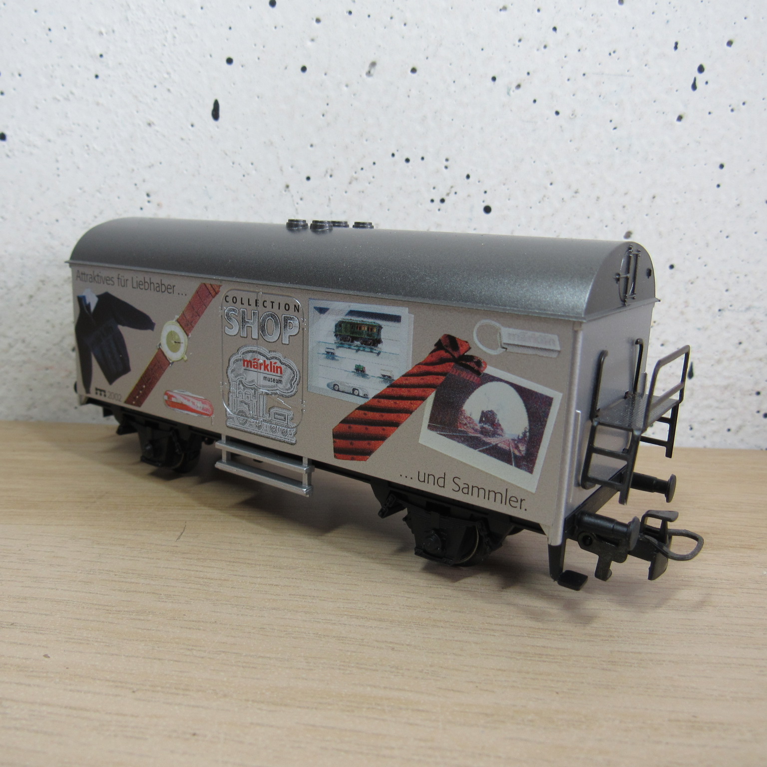 Marklin 4415.331 gesloten wagen in ovp