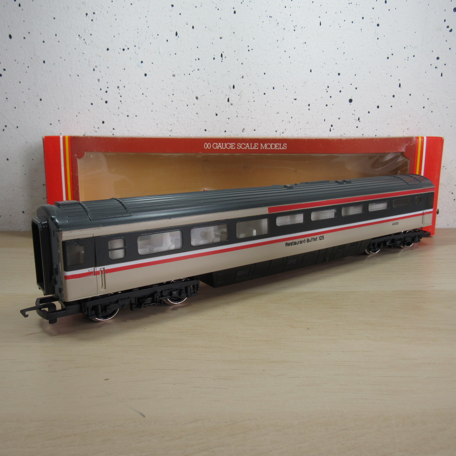 Hornby R.490 Intercity 125 rijtuig in ovp