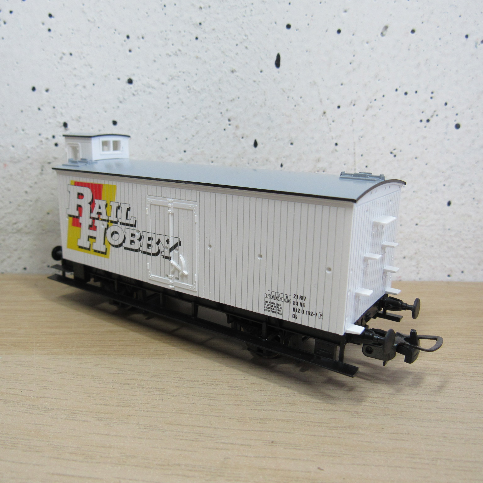 Piko 95404 NS Railhobby gesloten wagen in ovp