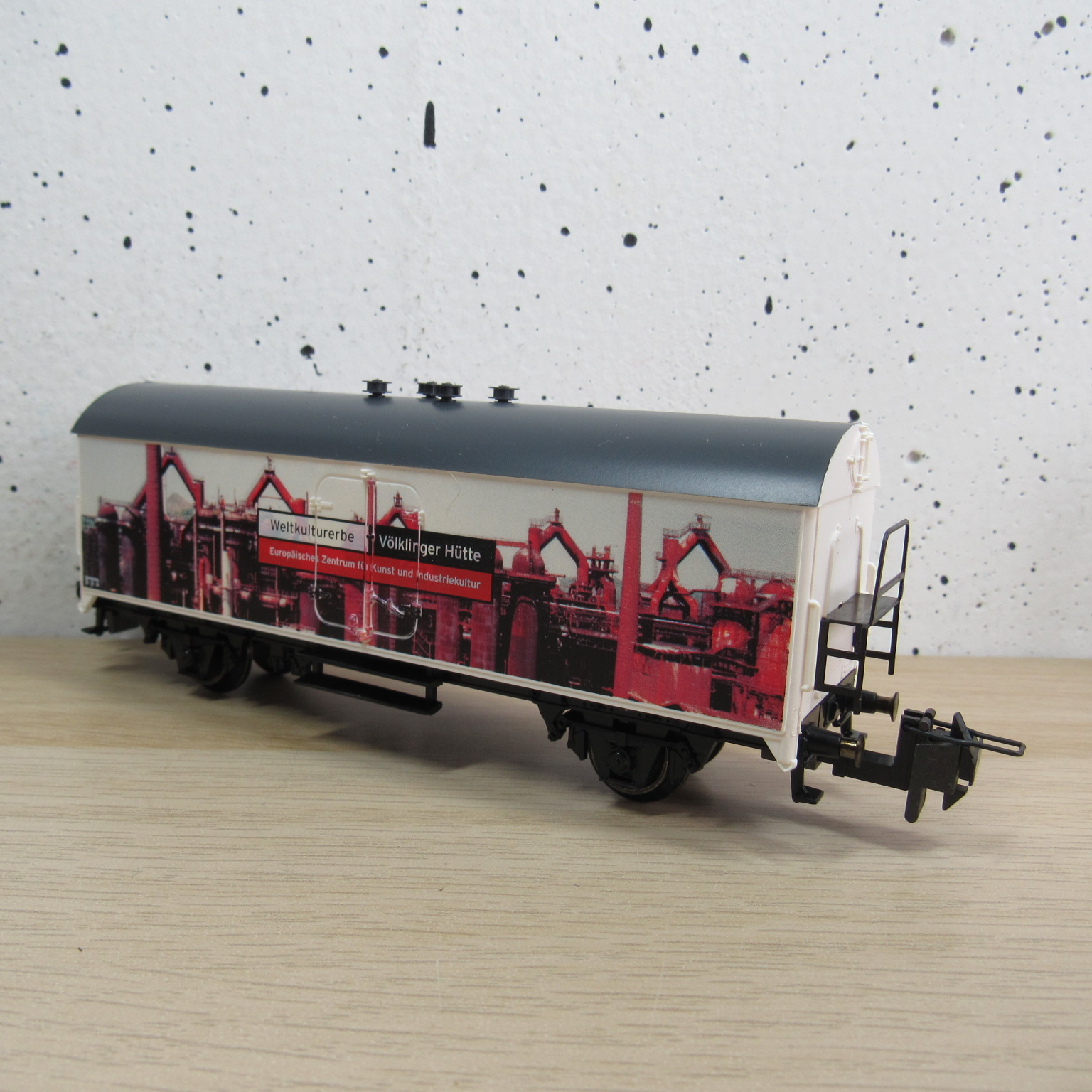 Trix express 92007 Gesloten wagen “Volklinger Hutte”in ovp