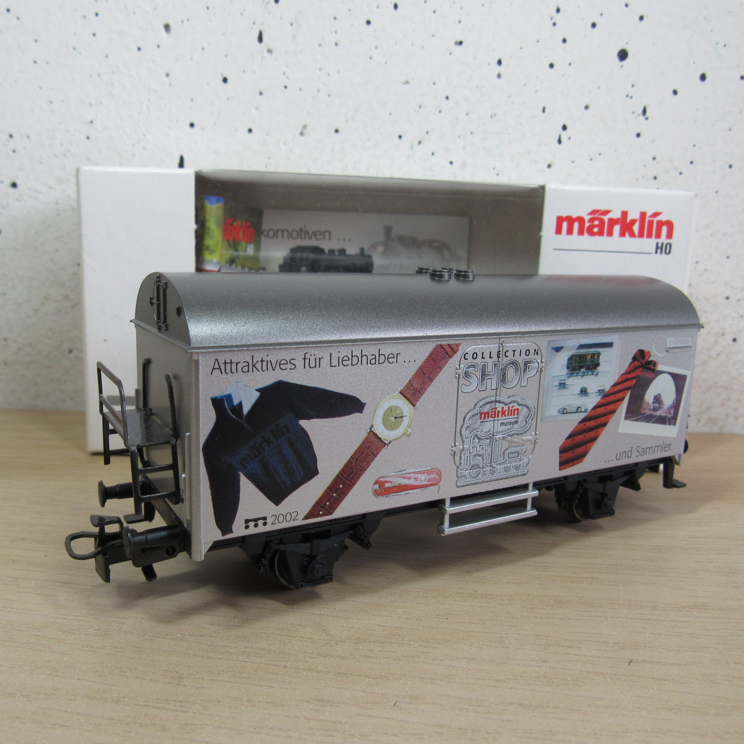 Marklin 4415.331 gesloten wagen in ovp