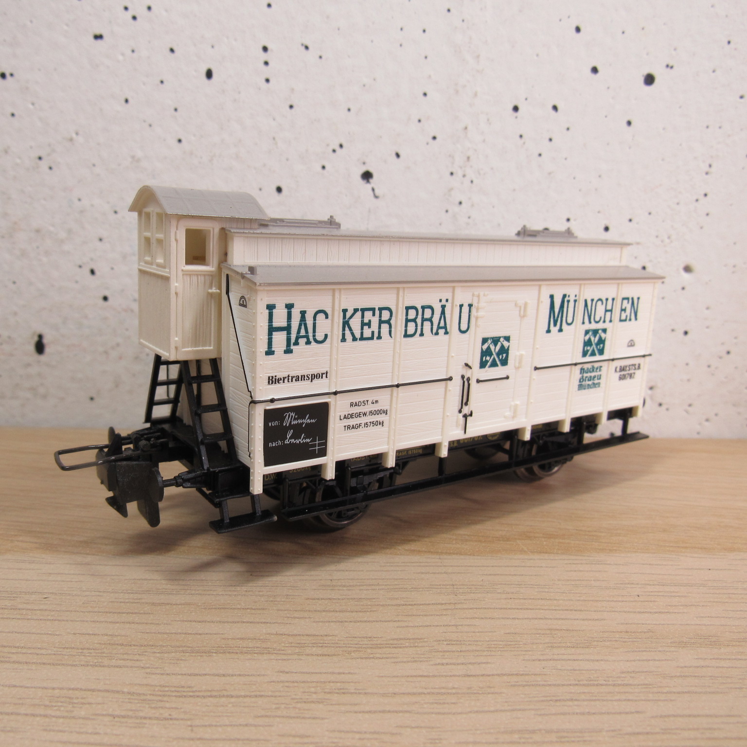 Trix express 53 3418 00 K.Bay.Sts.B gesloten wagen in ovp