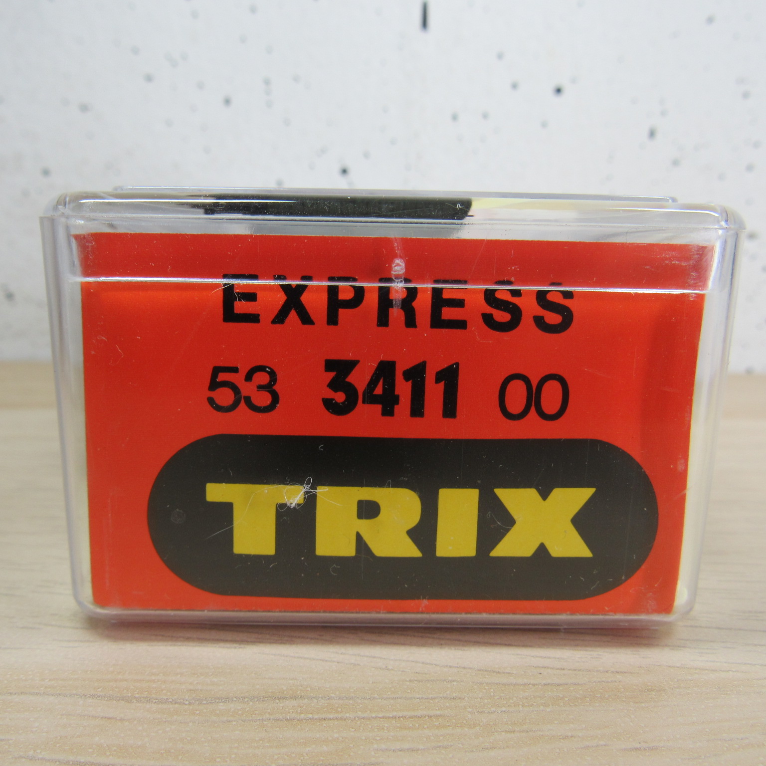 Trix express 53 3411 00 K.Bay.Sts.B gesloten wagen in ovp