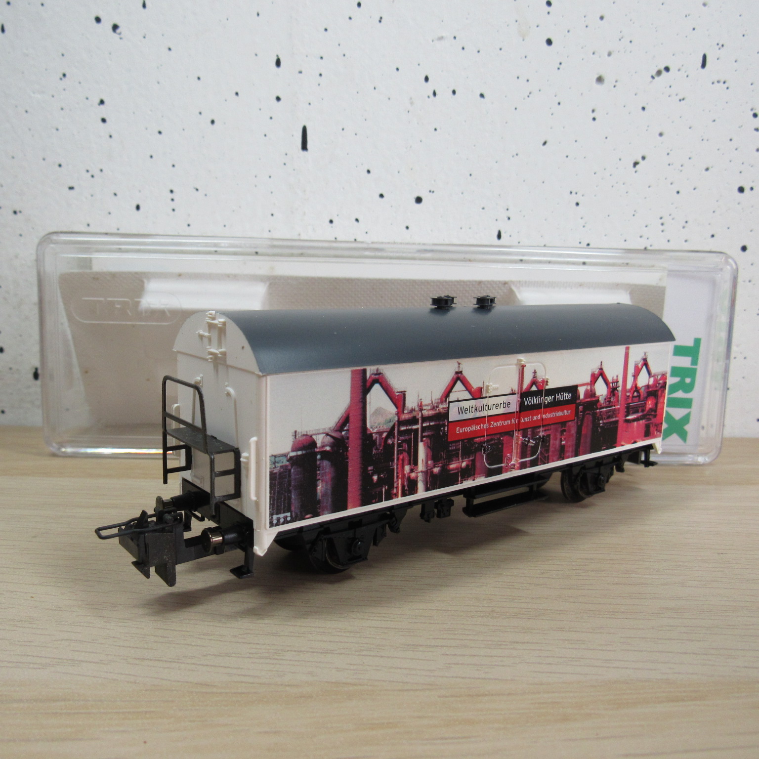 Trix express 92007 Gesloten wagen “Volklinger Hutte”in ovp