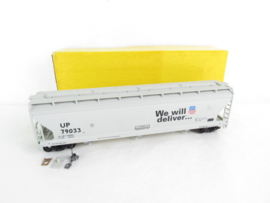 Accurail 2008 H0 USA 3 Bay CVD Hopper in ovp