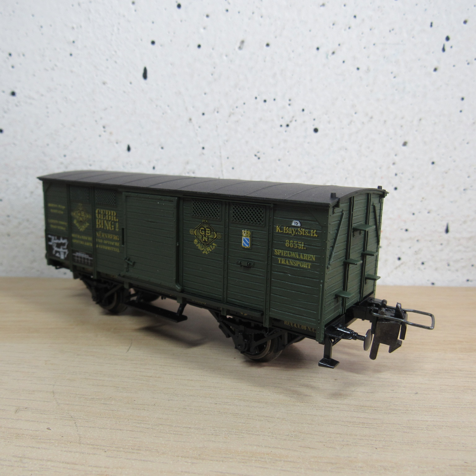 Trix express 53 3411 00 K.Bay.Sts.B gesloten wagen in ovp