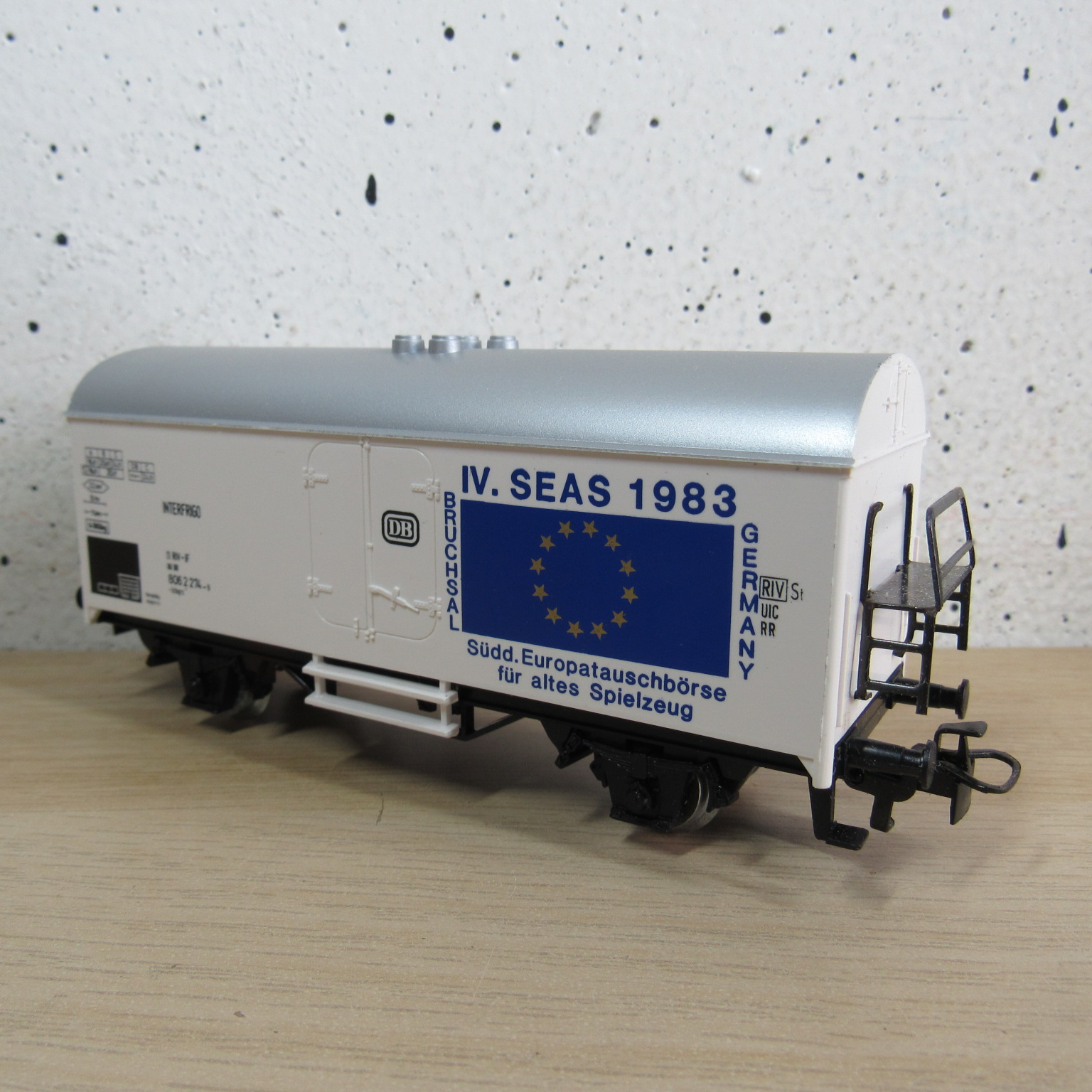 Marklin 4415 DB Gesloten goederenwagen (koel) (IV Seas 1983) in Vervangende verpakking