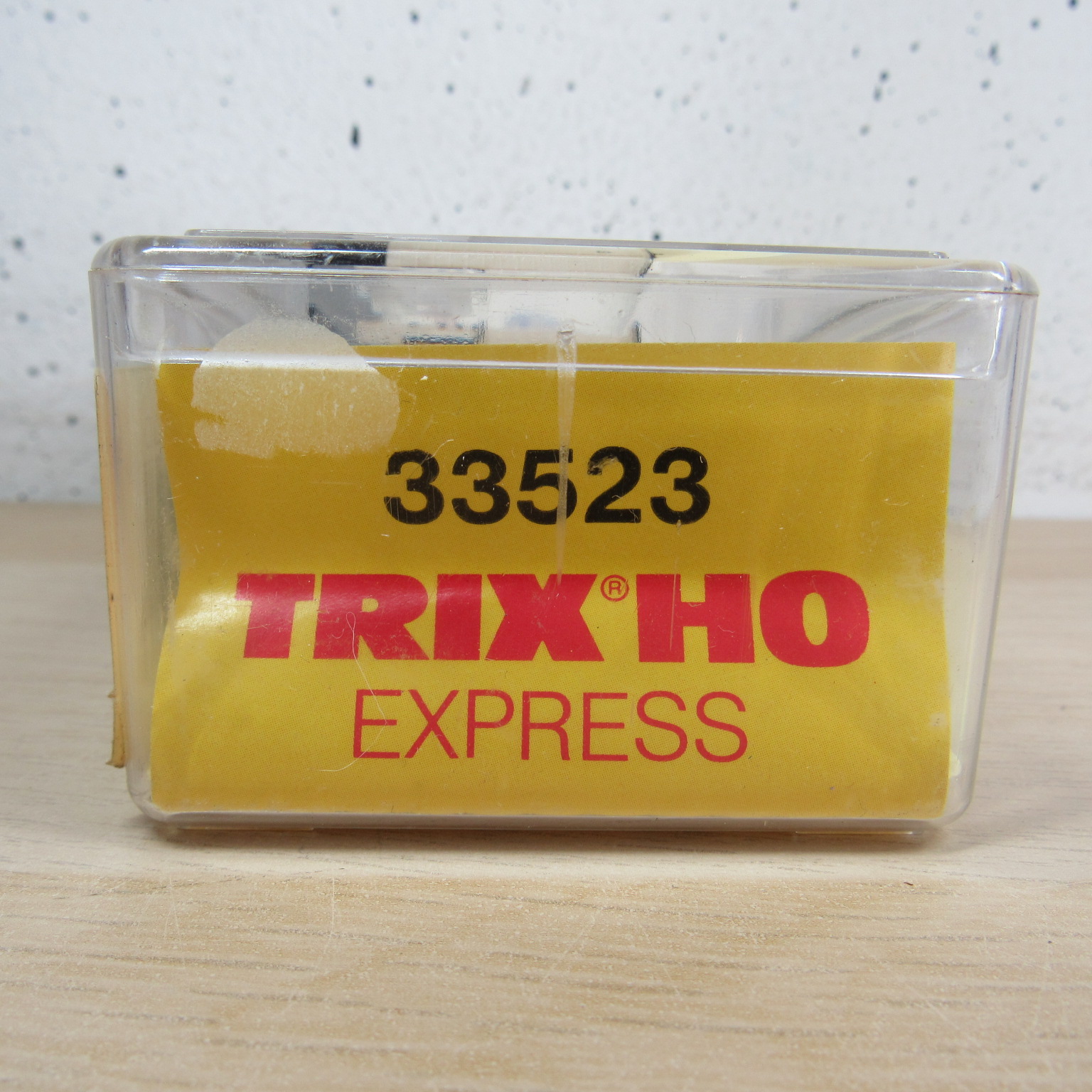 Trix express 33523 DR gesloten wagen in ovp