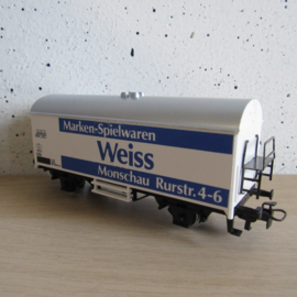 Marklin gesloten wagen ( Weis) in ovp