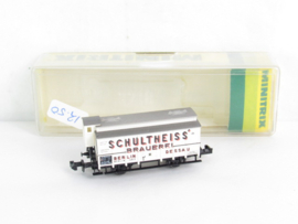 Minitrix 13601 N KPEV (bierwagen) met remmen, 2 assen, wit, 'SCHULTHEISS' BROUWERIJ in ovp