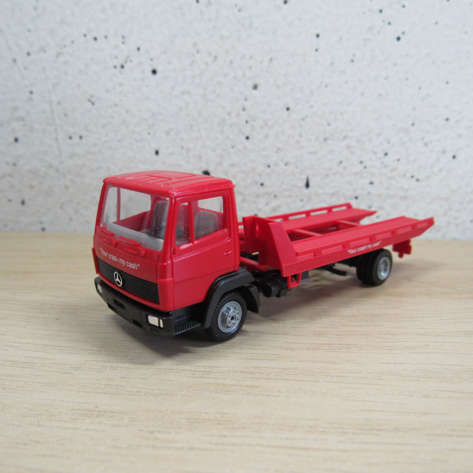 Merk onbekend Mercedes autotransportwagen Your crash my cash zonder ovp